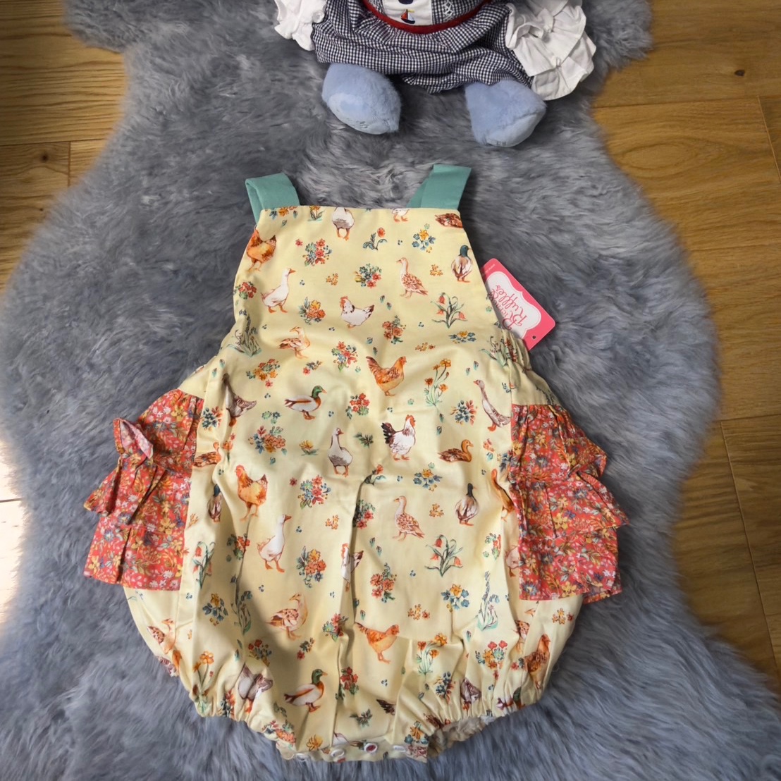 Ricrac&Ruffles (Kindilu) 童裝 3T