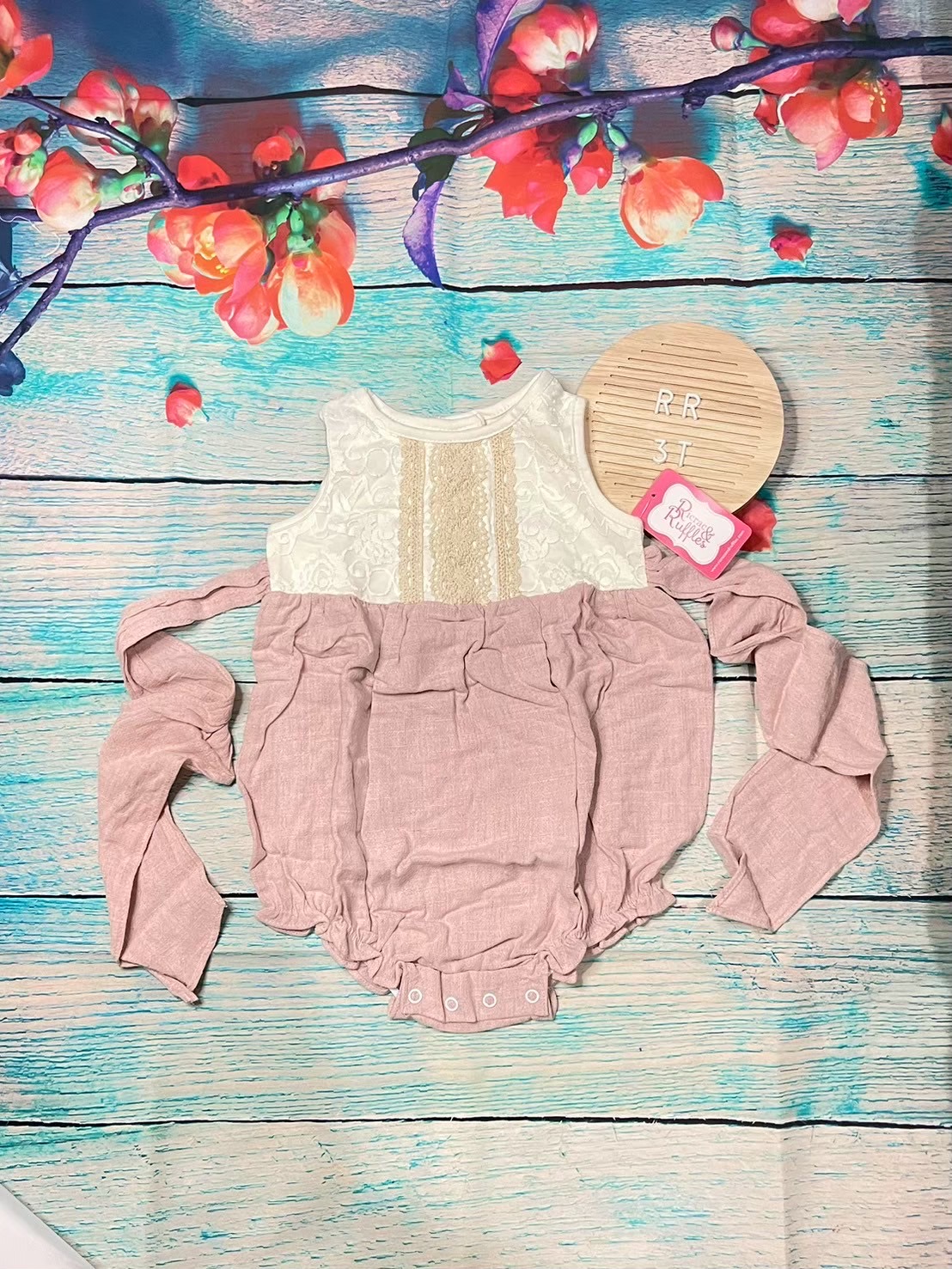 Ricrac&Ruffles (Kindilu) 童裝 3T